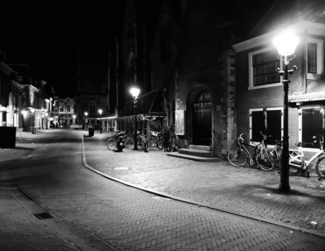 Haarlem bij nacht.