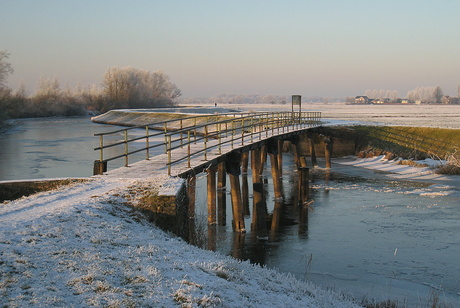 Brug bij Hattem.