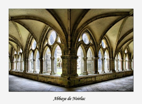 Abbaye de Noirlac (kloostergang)