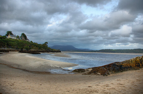 Borth-Y-Gest