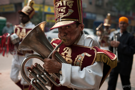 Tuba speler in Delhi