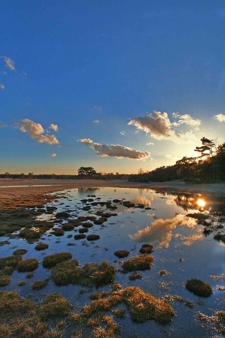 Zonsondergang in Soester Duinen