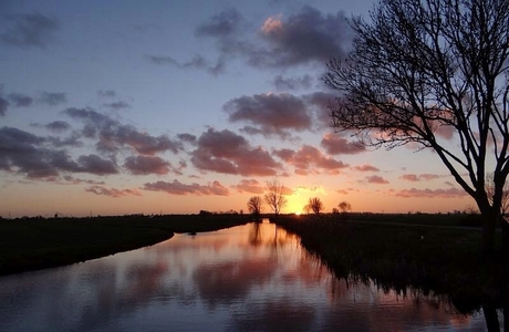 Zonsondergang in de Alblasserwaard