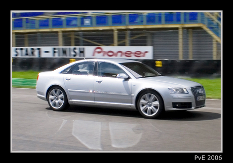 Audi S8 Experience