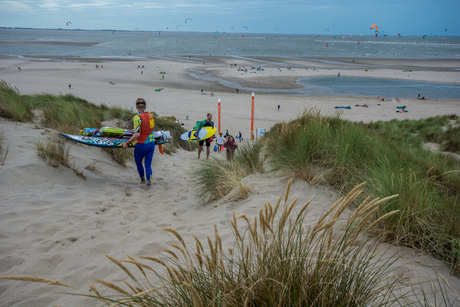 Kitesurfers