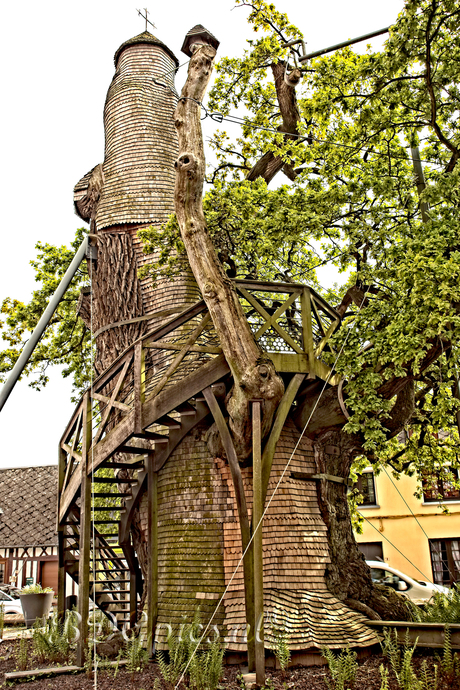 Eik Chêne chapelle met twee kapelletjes