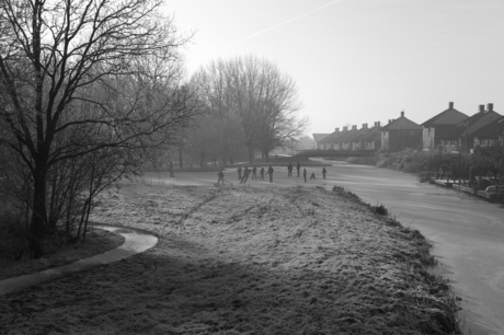 Schaatspret op de vijver