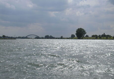 De rivier de Lek....varen,