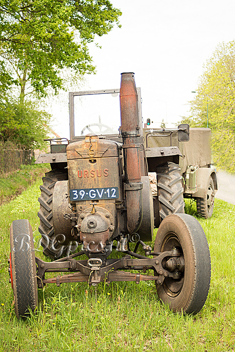 Oude Tractor 7