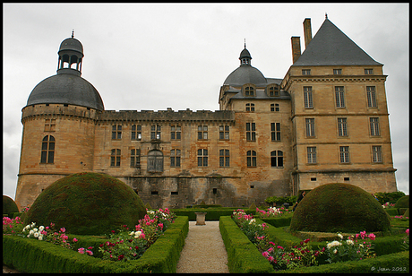 Château de Hautefort 2