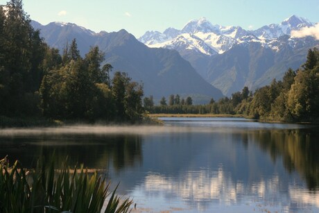 lake matheson