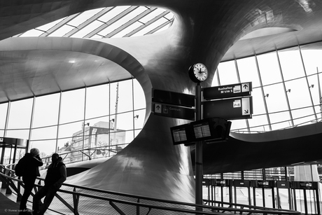 Station Arnhem zwart wit 2...