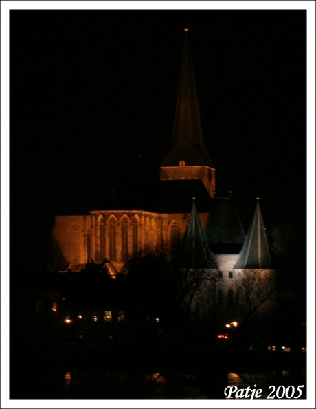 Kerk en poort