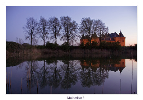 Spiegeling Muiderslot 3