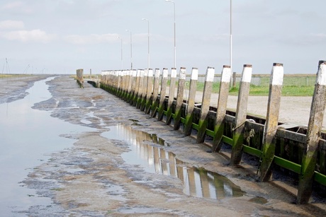 haventje Noordpolderzijl bij eb