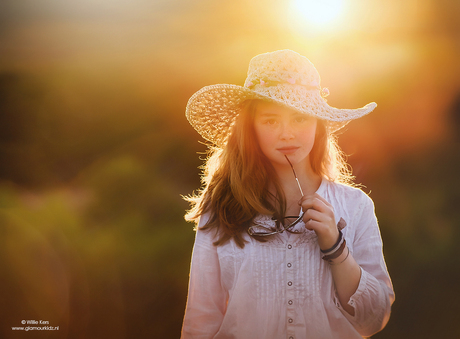 The girl with the hat