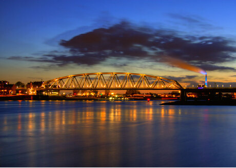 Fietsbrug Nijmegen-Lent