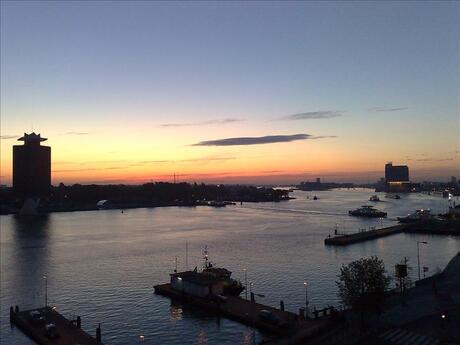 Zonsopgang IJ Amsterdam