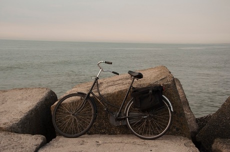 Fiets aan zee