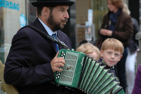 straat accordeonist