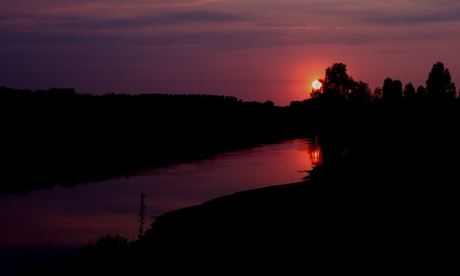 zonsondergang rivier de Aa