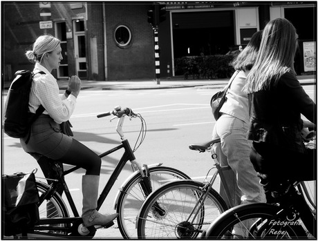 Bidden voor oversteken :)