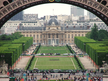 L'Arc d'Eiffel