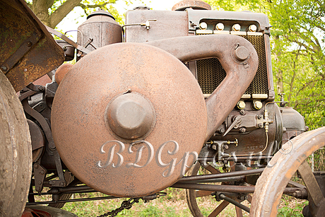 Oude Tractor 16