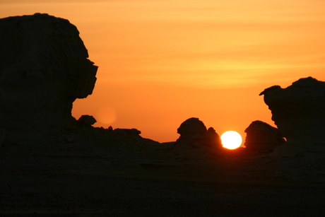 zonsondergang in de witte woestijn