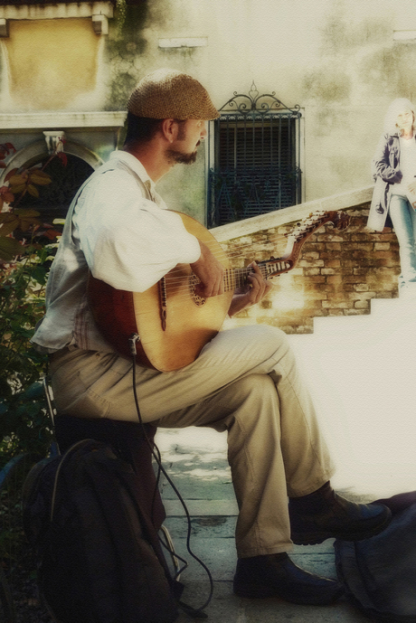 A troubadour in Venice