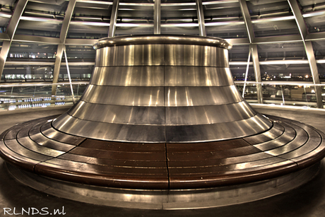 Ufo in de Reichstag HDR