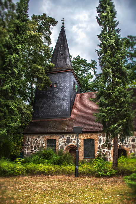 een oud kerkje in Berlijn