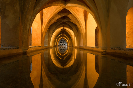 Baños de María de Padilla - El Alcazar de Sevilla