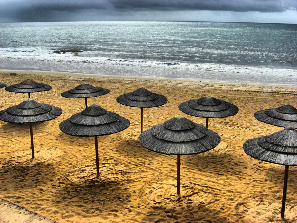 Onvervangbaar formaat geest strandparasols - foto van SebastiaanB - Landschap - Zoom.nl