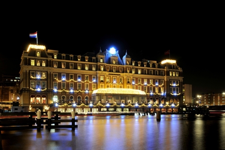 Amsterdam bij nacht Amstel hotel