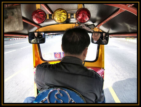 In de tuktuk (Thailand)