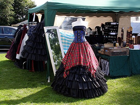 HIGHLANDGAMES 2010 SALE FOR WOMEN