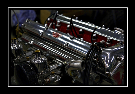 V8 Jaguar Motor