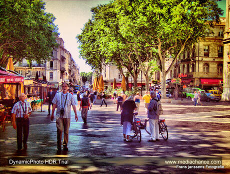 Straattaffereel in Avignon