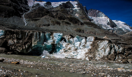 Falling Mega Rock Ice (gletsjer)