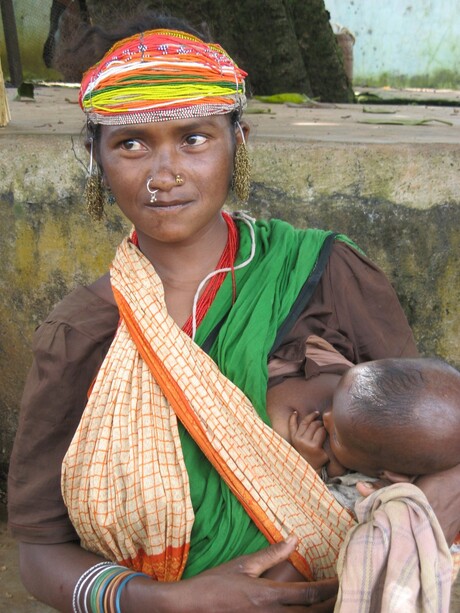 Orissa - Jonge Bonda moeder