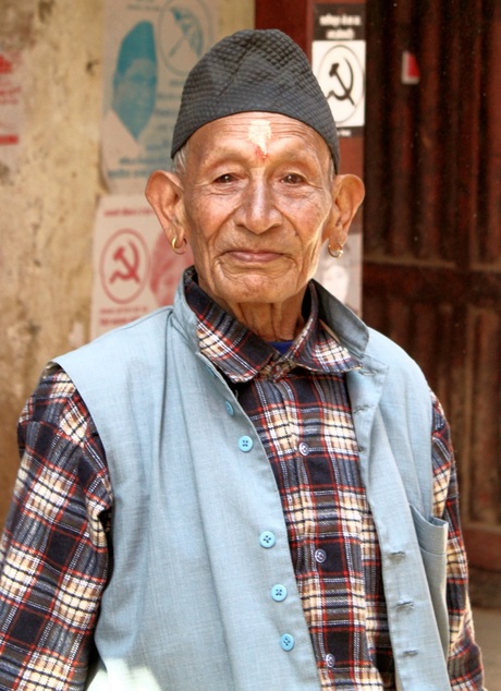 Nepalese oude man