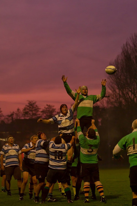 Line-out in avondrood