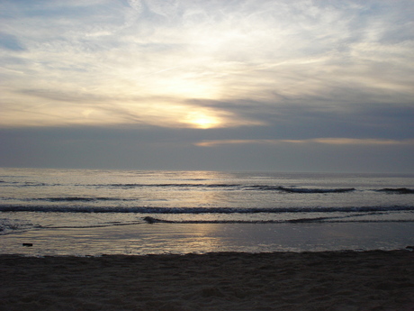 Zonsondergang op strand