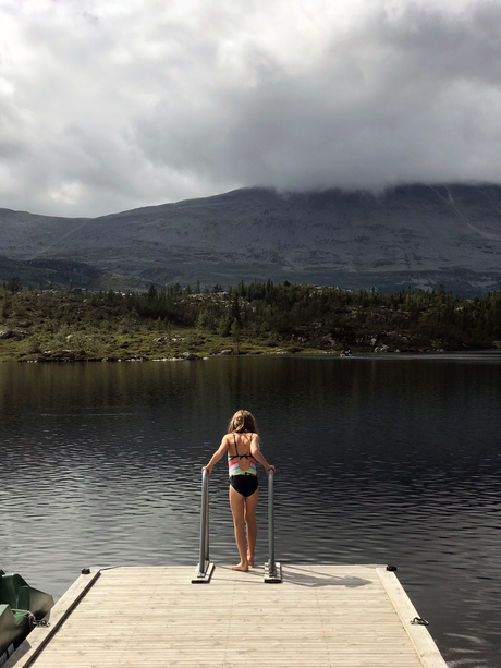 IJskoud zwemmen in Noorwegen