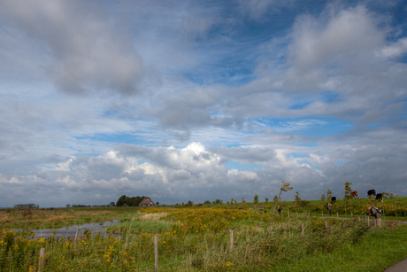 Wolkenlucht boven Tiengemeten