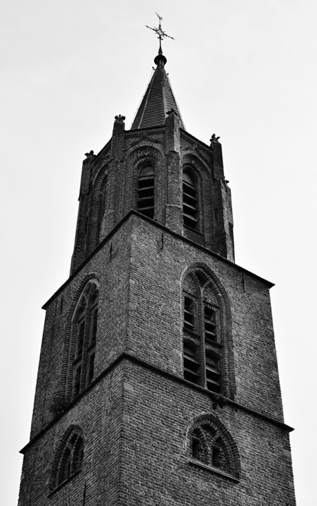 Kerktoren zwart-wit