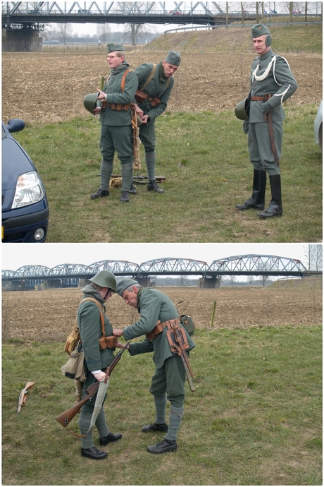 Helpende handen bij het omgorden van de uitrusting.