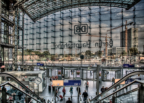 de nieuwe stations hal van DB in Berlijn