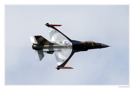 Demo F-16, KLu, jets, airshow